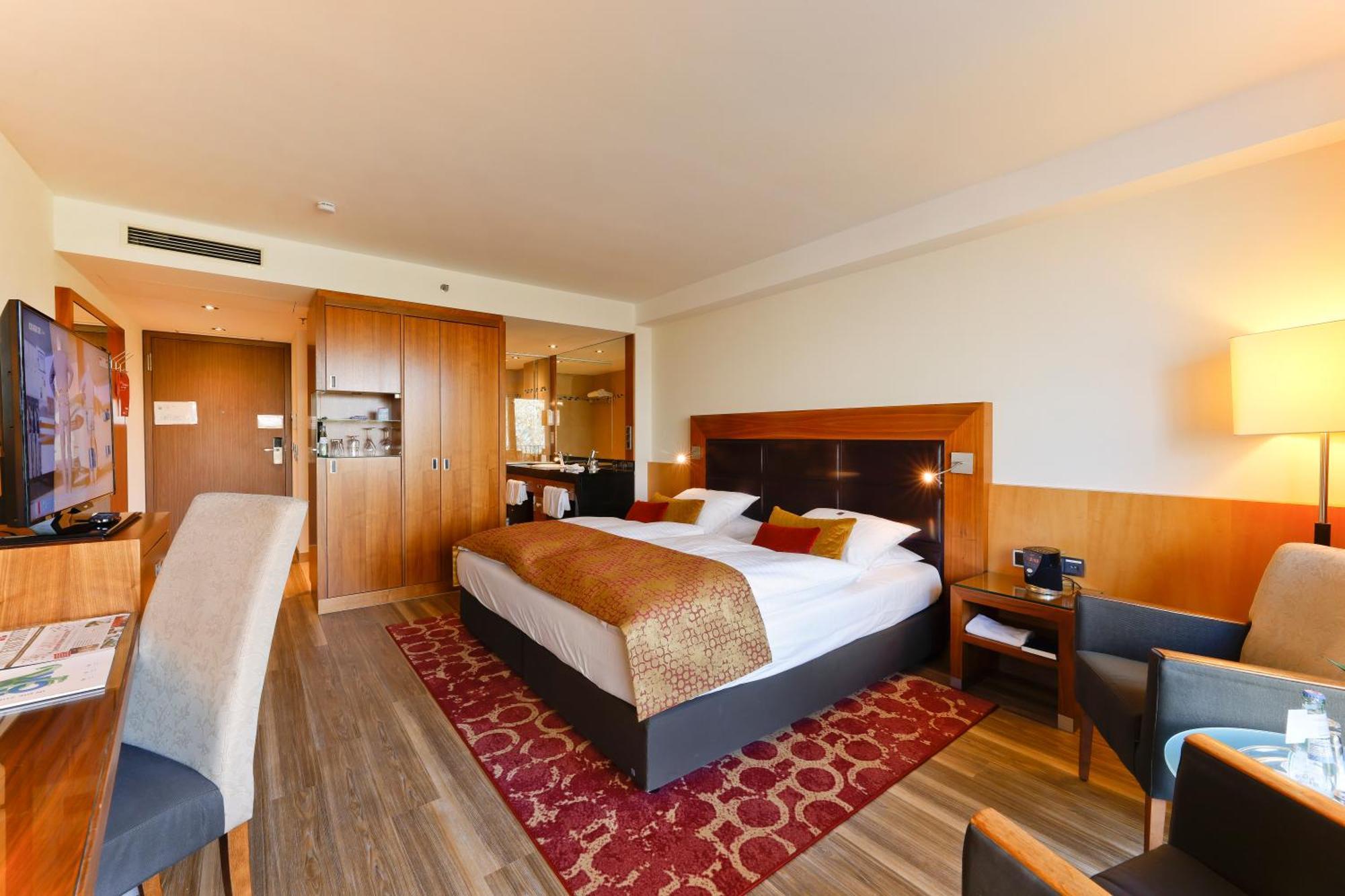 Favorite Parkhotel Майнц Екстер'єр фото